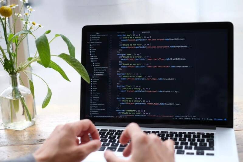 Sete sites para aprender a programar de graça em 2024